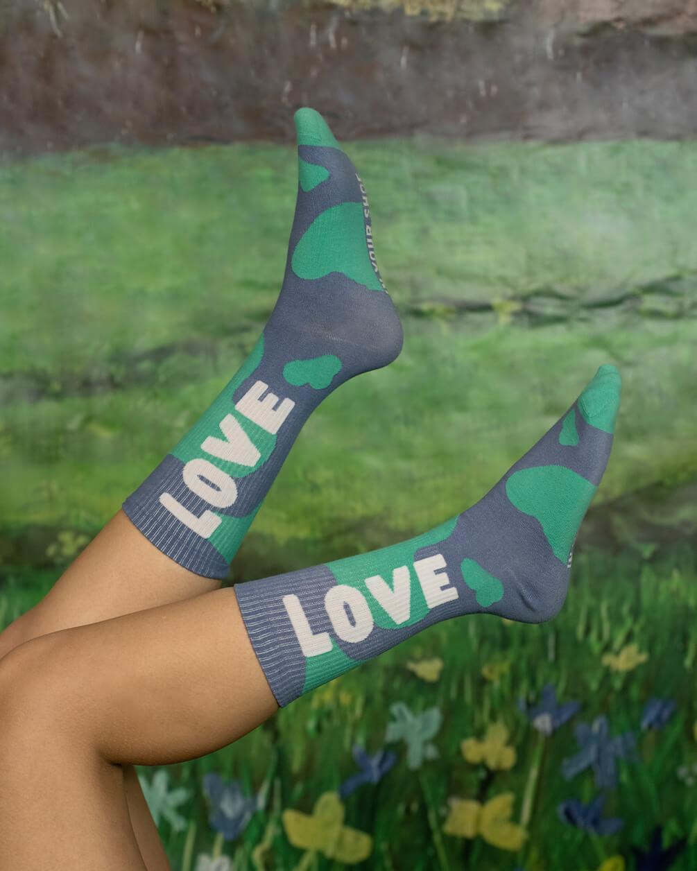 Love Neck Socks